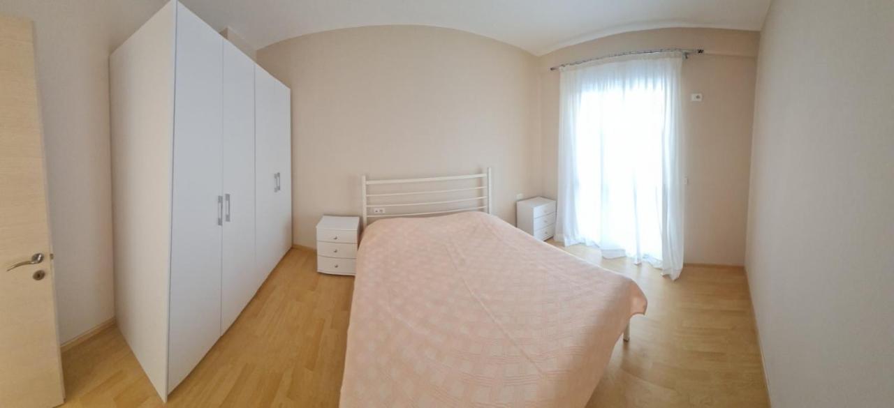 Azzura Flats Apartment Sarande Exterior photo