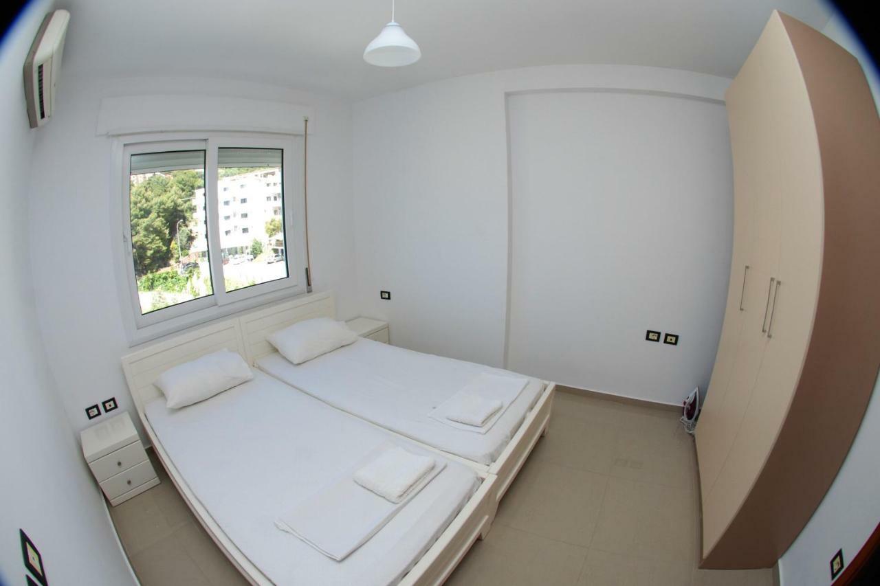 Azzura Flats Apartment Sarande Exterior photo