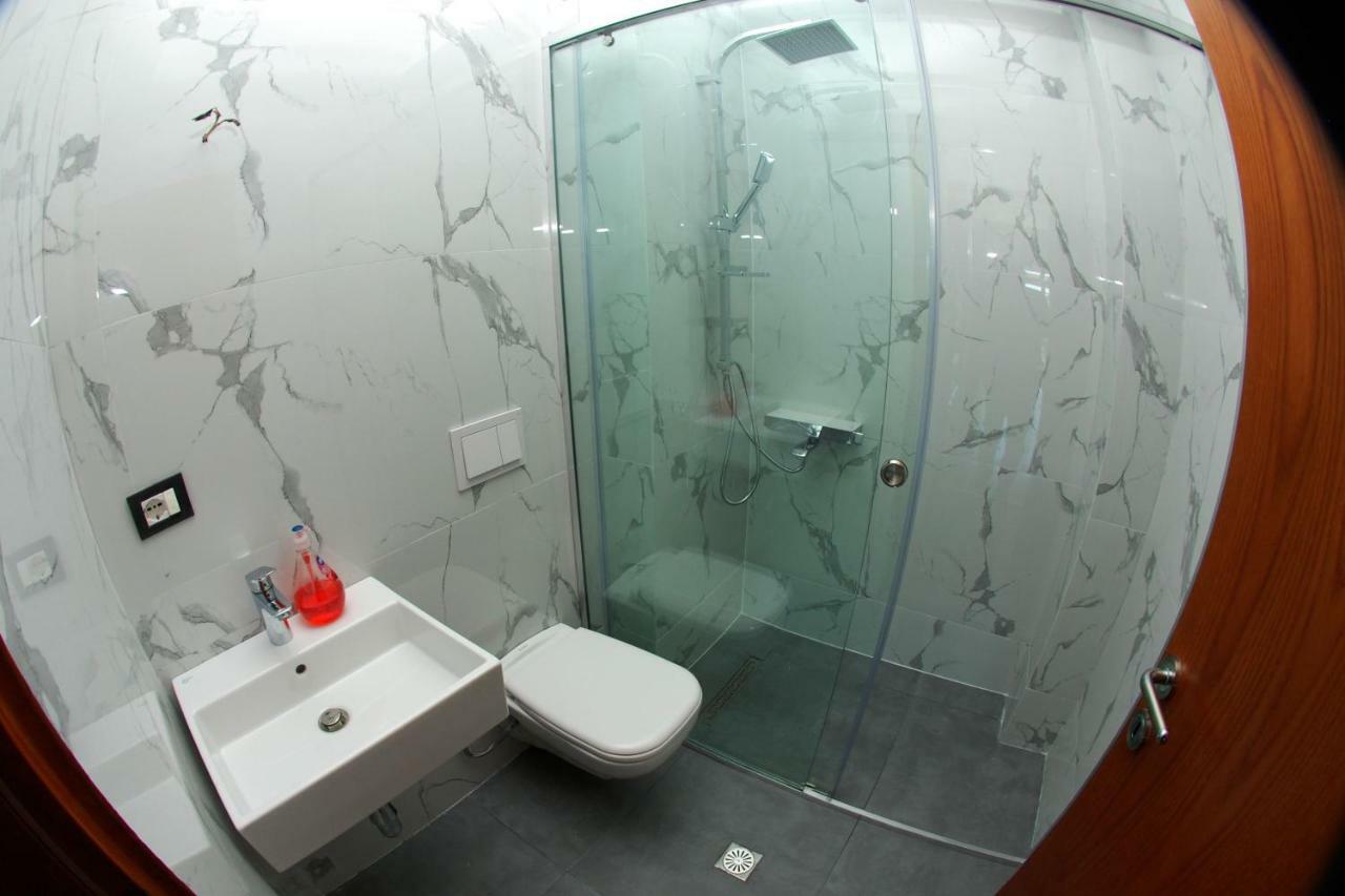 Azzura Flats Apartment Sarande Exterior photo